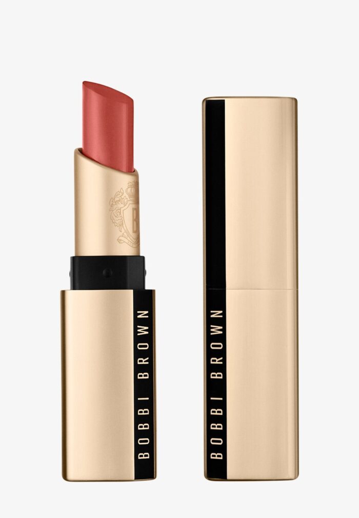 Губная помада Luxe Matte Lipstick Bobbi Brown, цвет boss pink