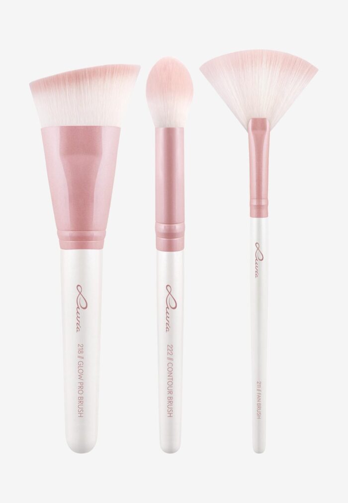 Набор кистей Highlight & Contour Set Luvia Cosmetics, цвет pearl white/candy pink